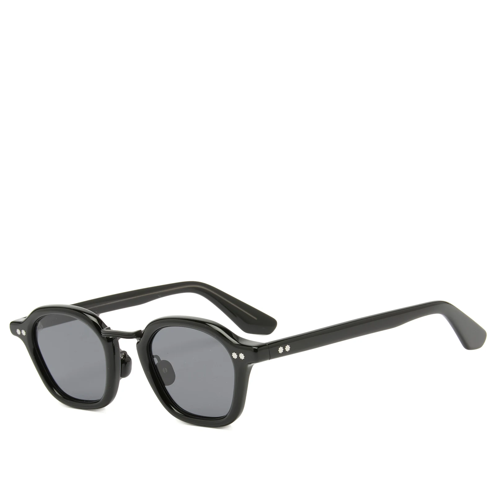 AKILA Iris Sunglasses