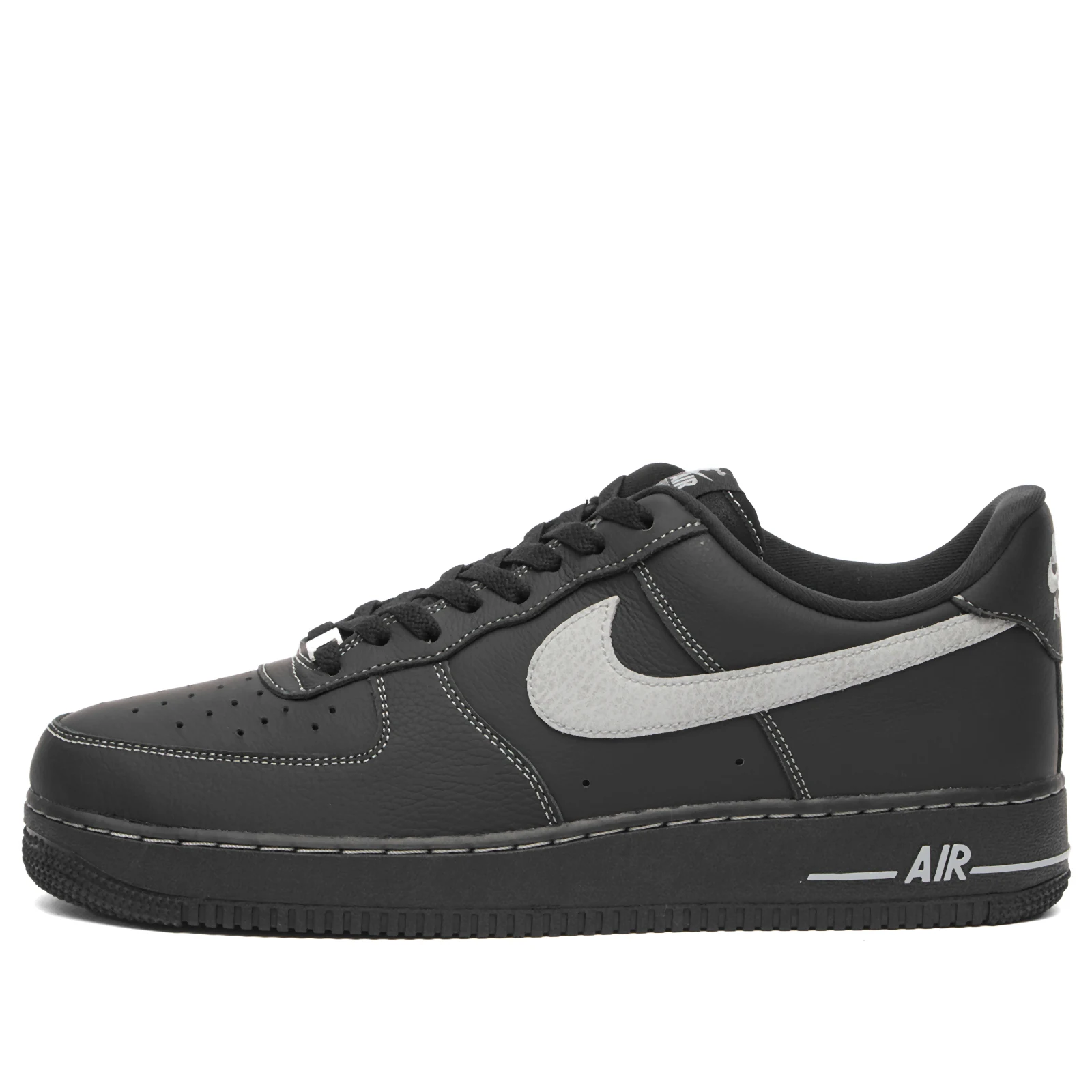 Nike Air Force 1 '07 Lv8 Sneaker