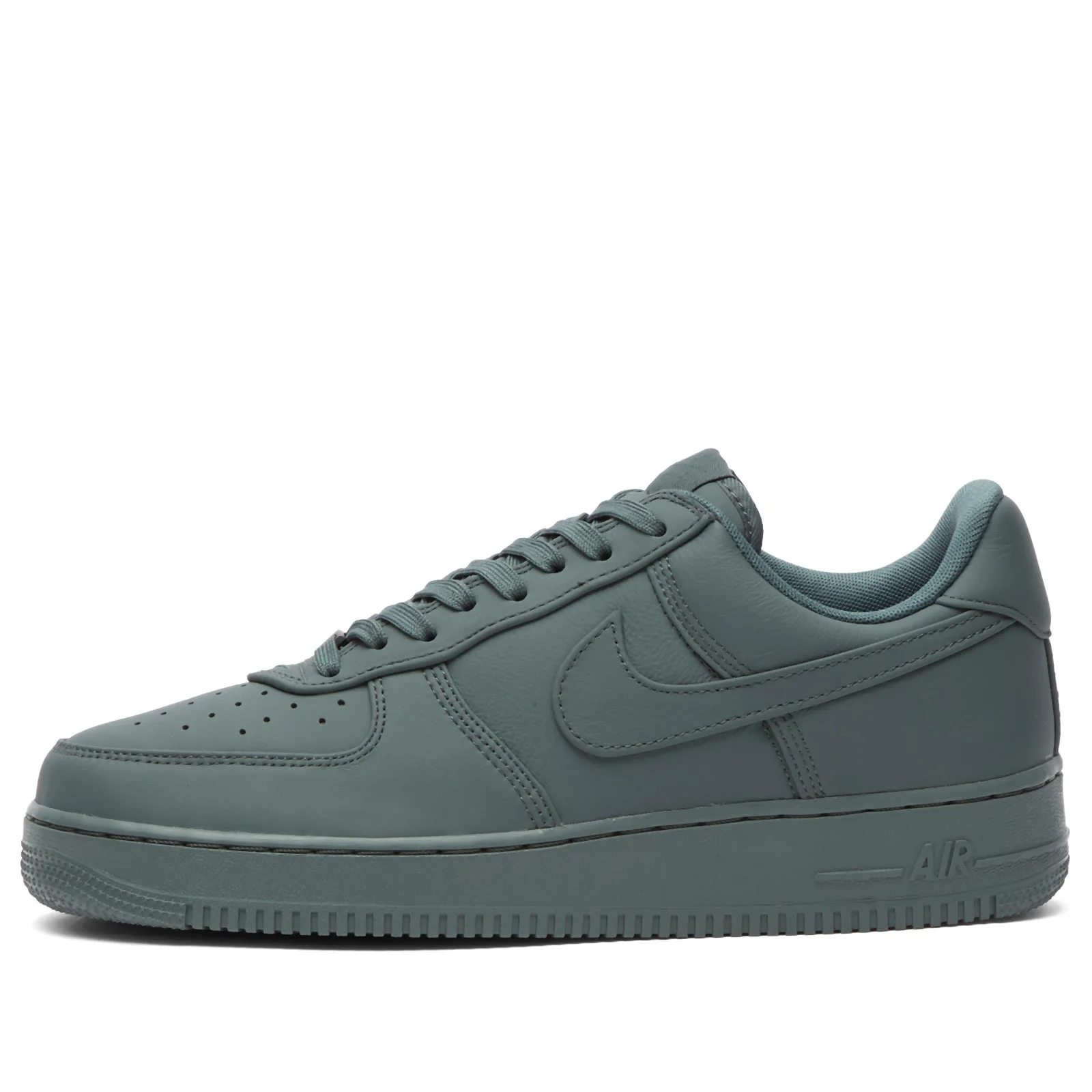 Nike Air Force 1 Low Premium Gore-tex Sneaker