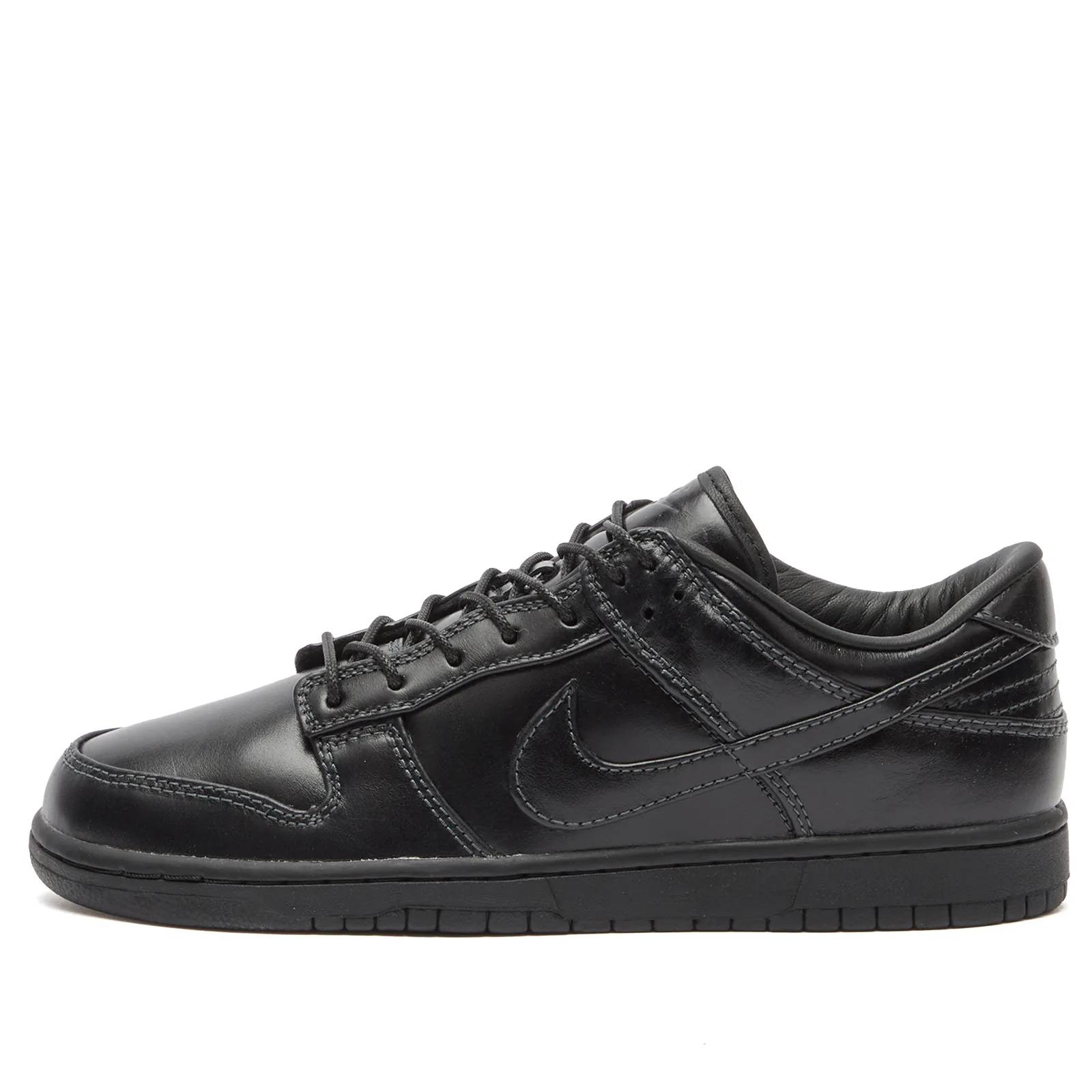 Nike Dunk Low Retro PRM QS Sneaker