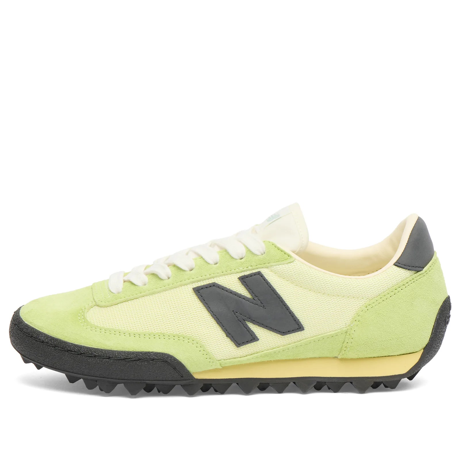 New Balance Gator Run Sneaker