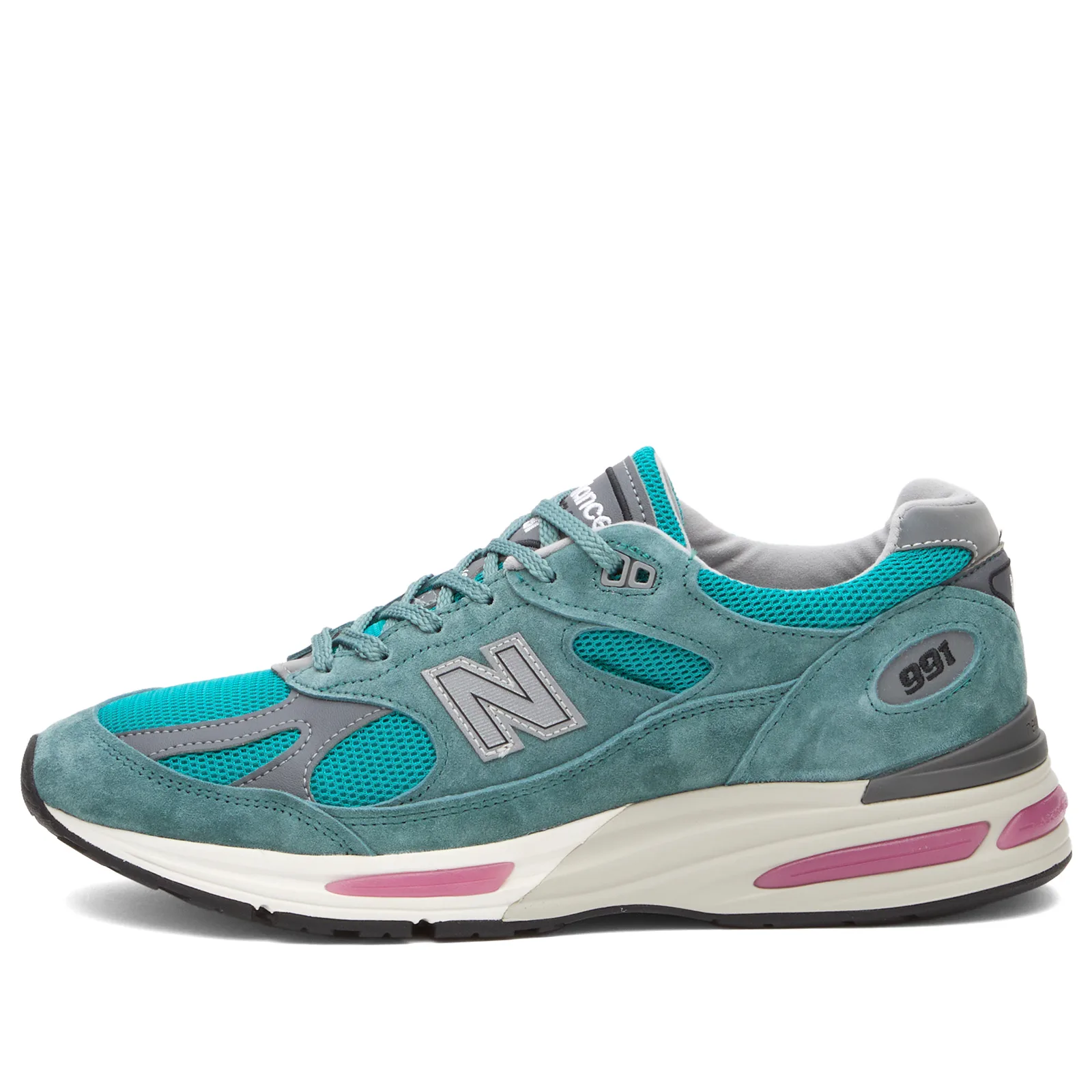 New Balance 991v2 Sneaker