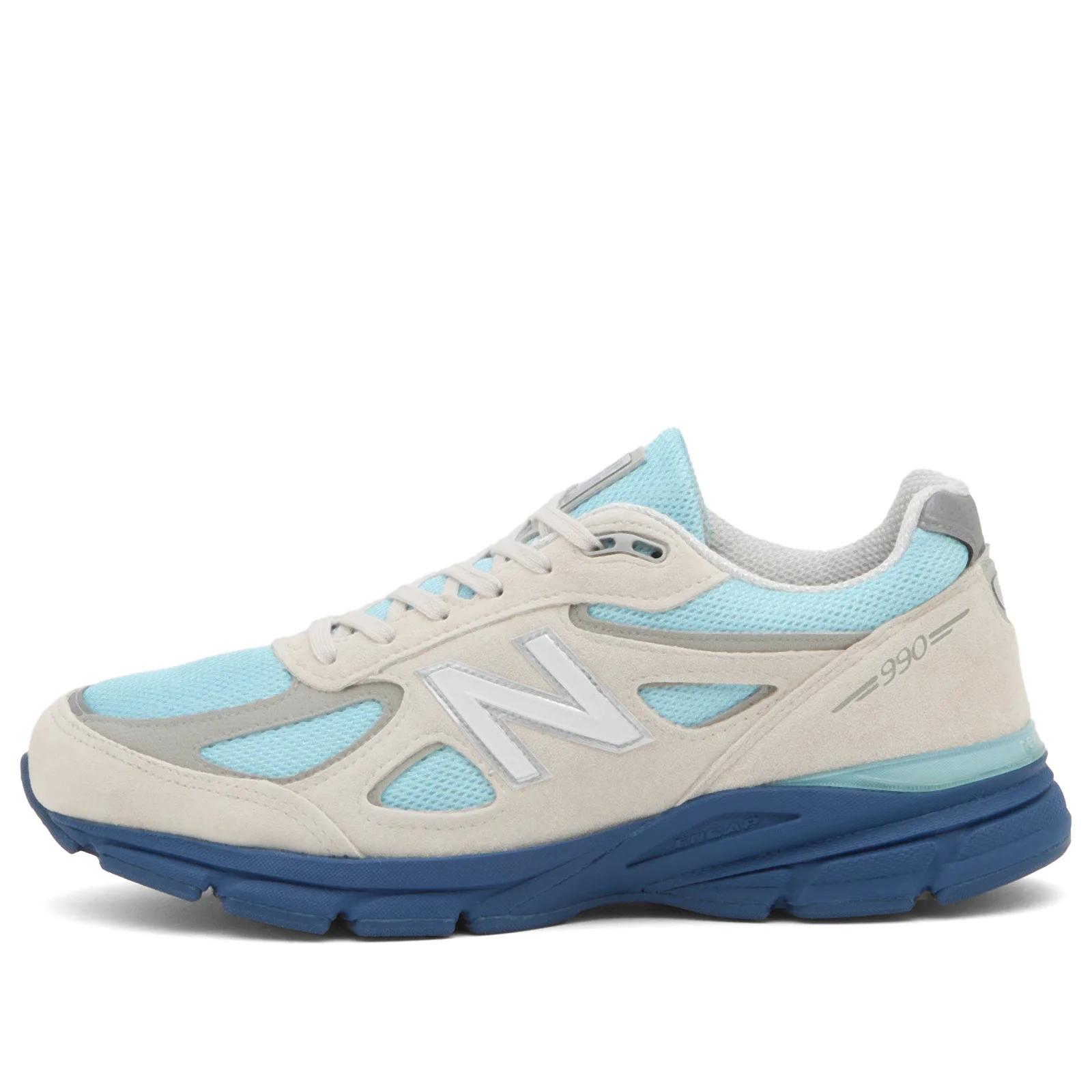 New Balance 990v4 Sneaker