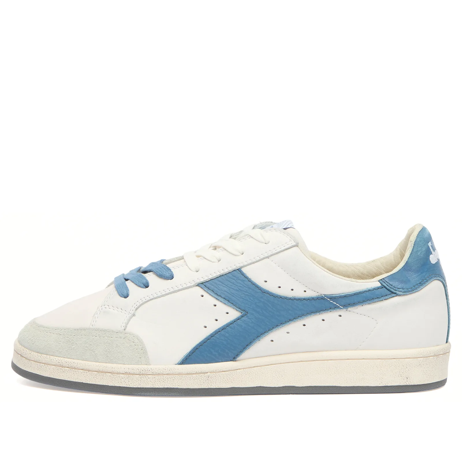 Diadora Prestige Used Sneaker