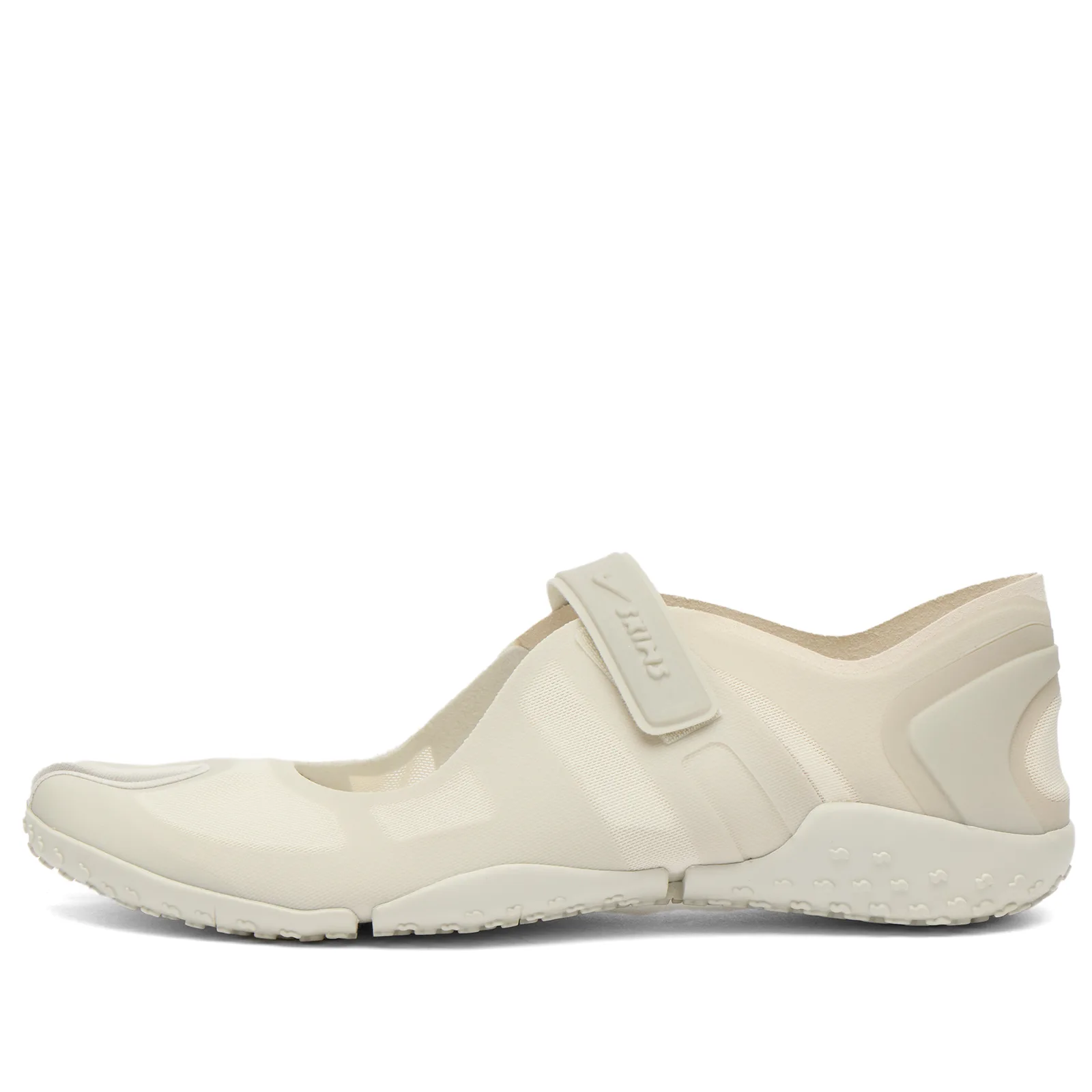 Nike x SKIMS Mesh Rift Sneaker