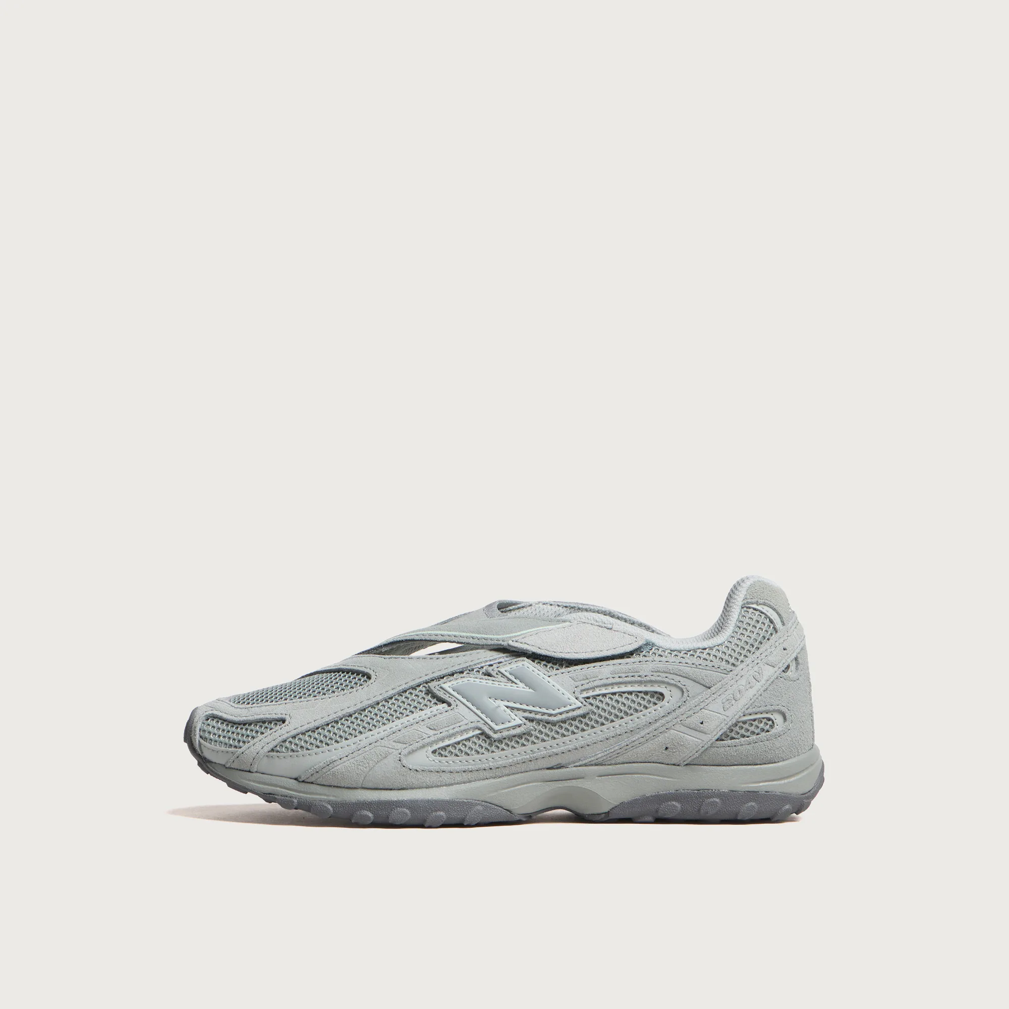 New Balance 204V Sneaker
