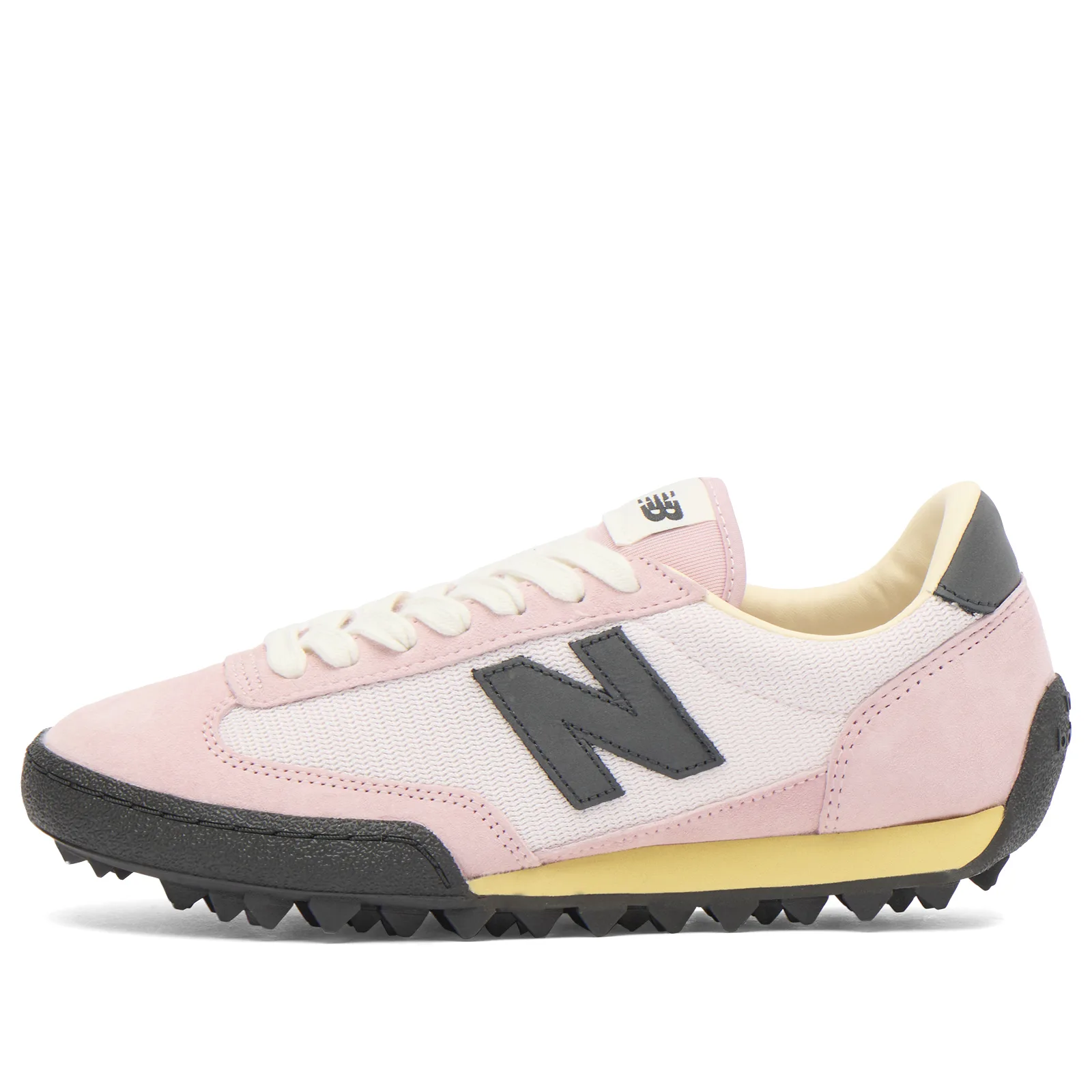 New Balance GTR Sneaker