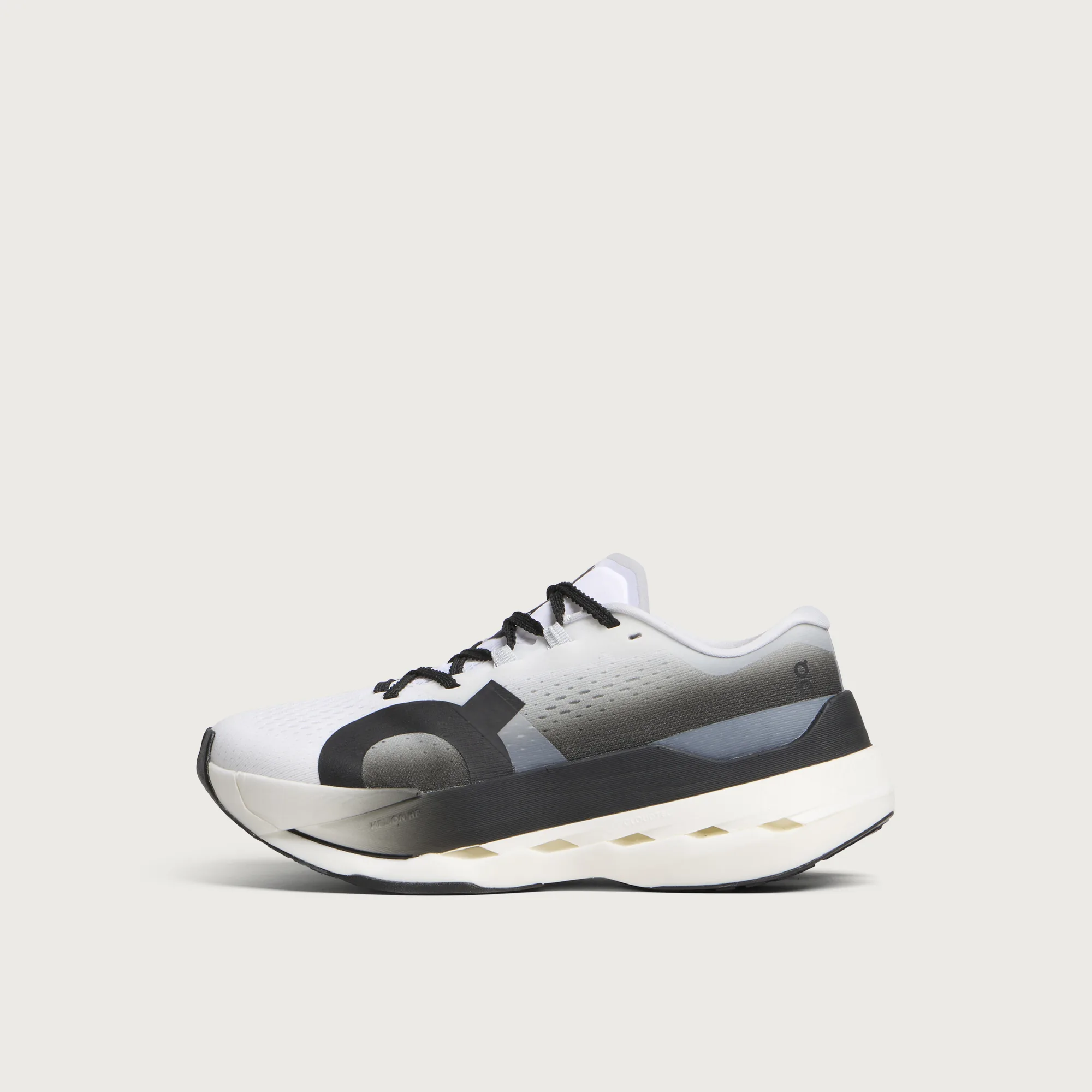 ON Cloudboom Max Sneaker