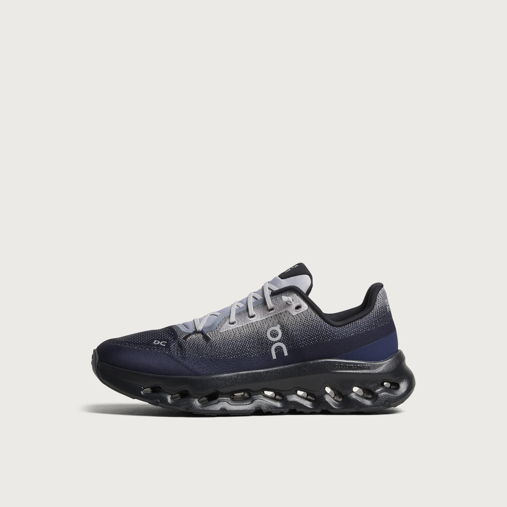 ON Cloudtilt Sneaker