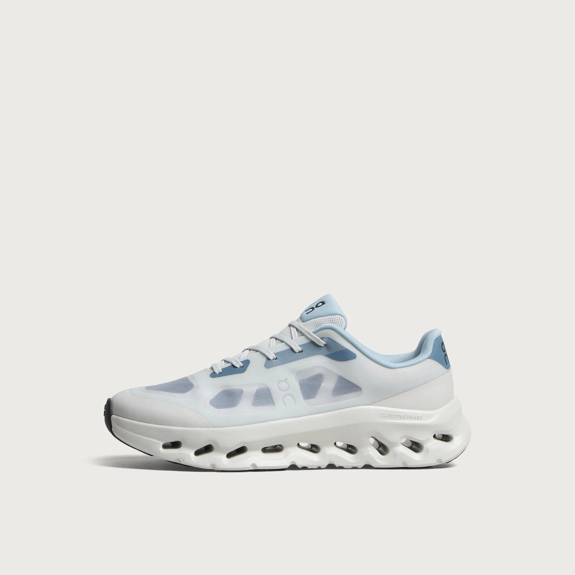ON Cloudtilt Remix Sneaker