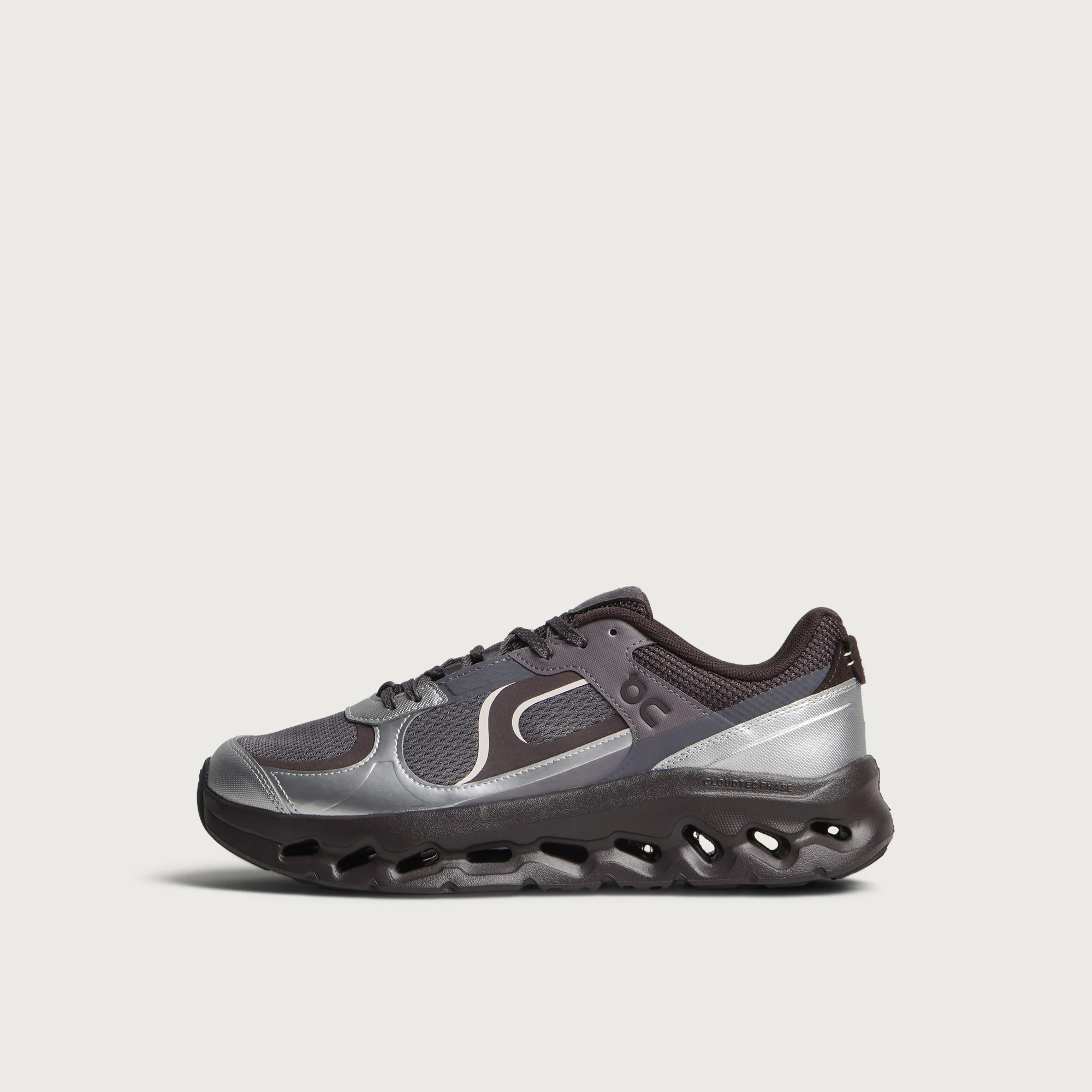 ON Cloudtilt Arc Sneaker