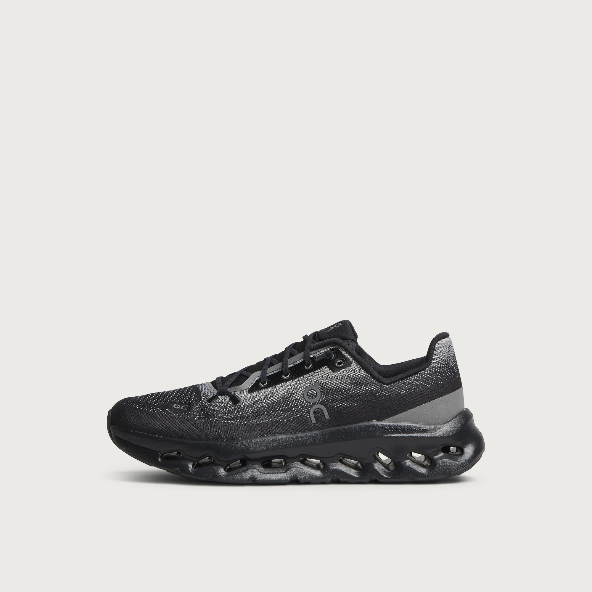 ON Cloudtilt Sneaker