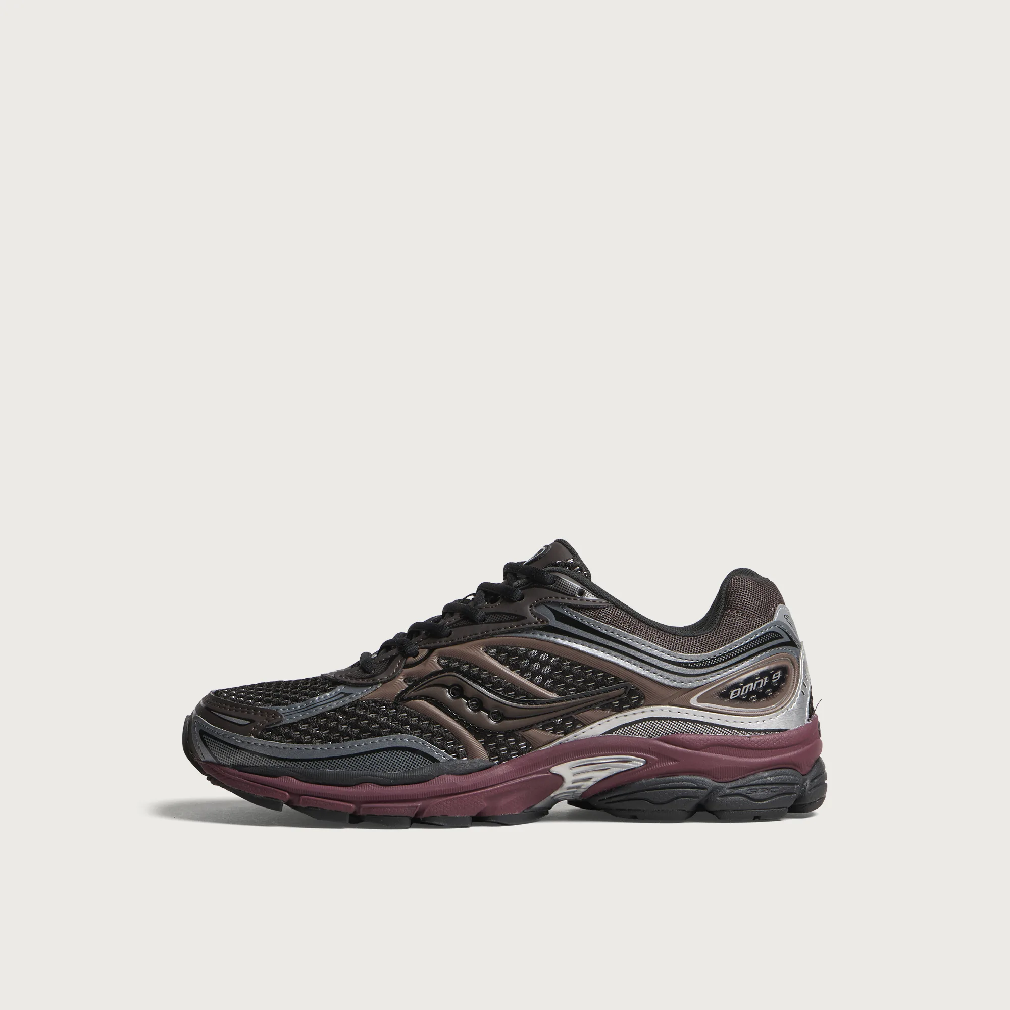 Saucony Progrid Omni 9 Tech Premium Sneaker