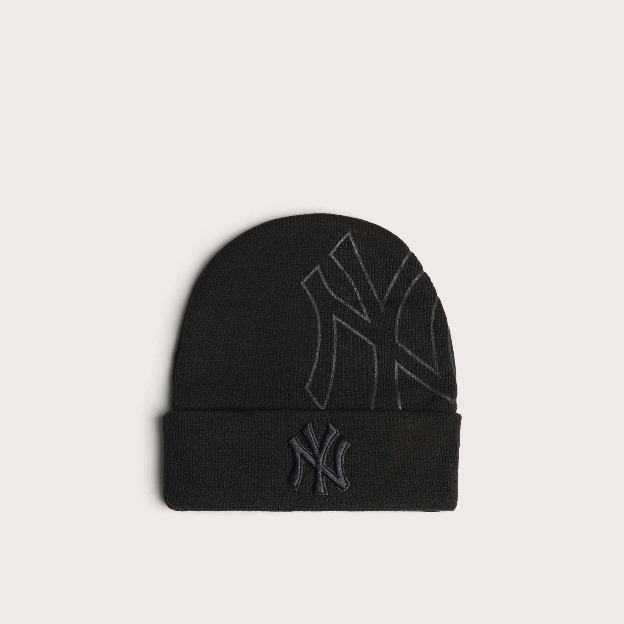 New Era New York Yankees Oversize Logo Beanie Hat