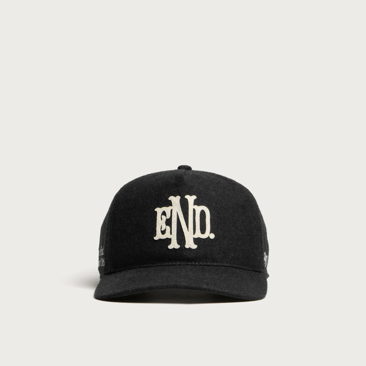 END. Monogram Hitch LC Cap