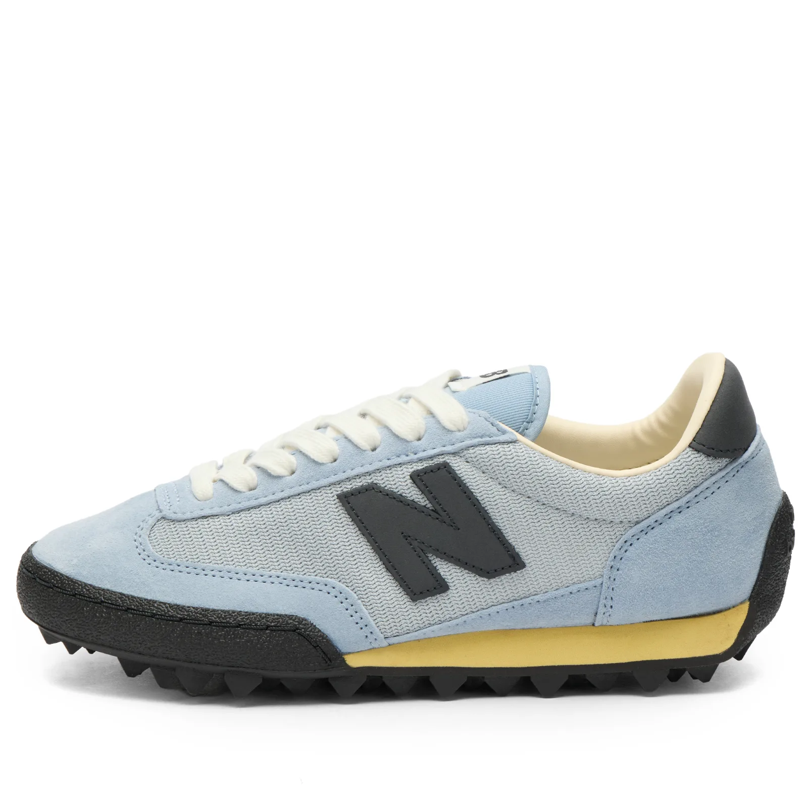 New Balance GTR Sneaker